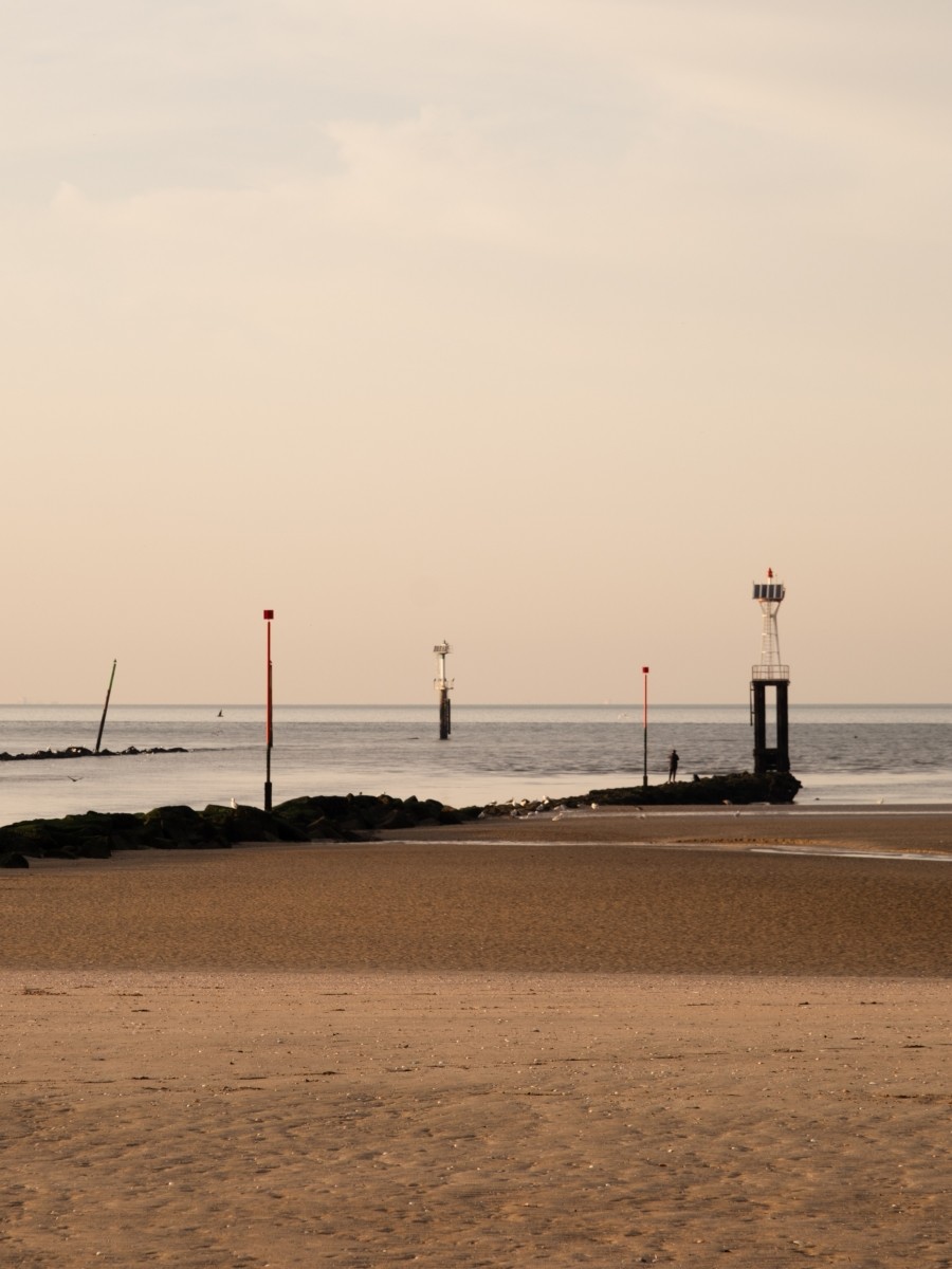 hotel mgallery thalasso normandie cure deauville thalassotherapie trouville thalassotherapy seawater treatments spa spa marin yoga pilates sport club sport  aquabike aquapilates aqua fitness longe cote sea walk beach walk massages modelage soins gommage journ&eacute;e spa soin visage